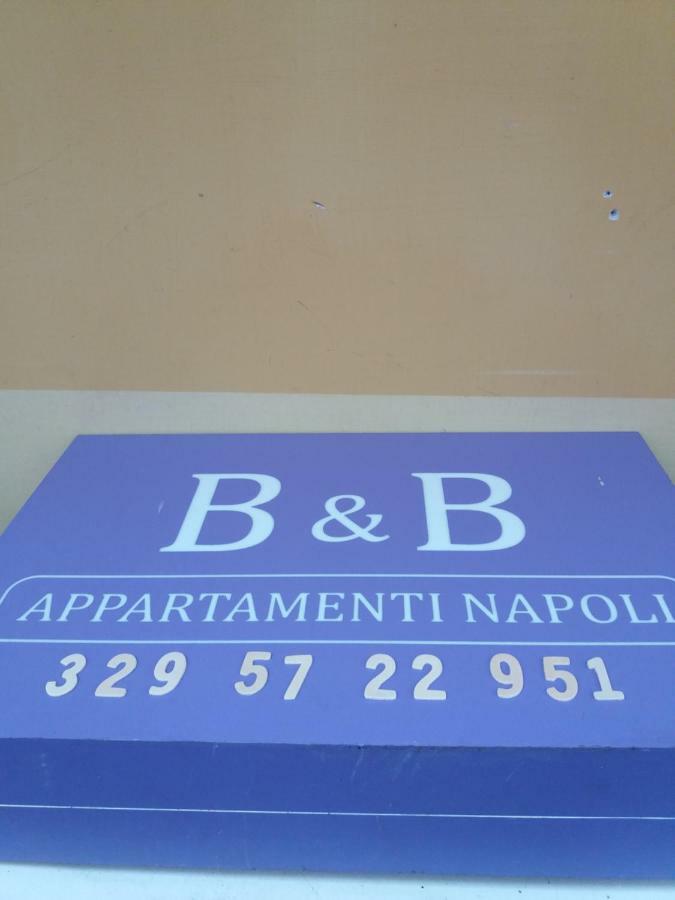 B&B Appartamenti Napoli Exteriör bild